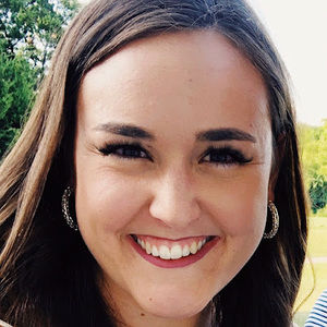 Meet your Posher, Macie